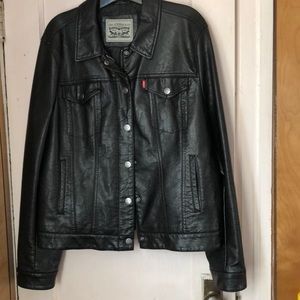 Levi trucker jacket
